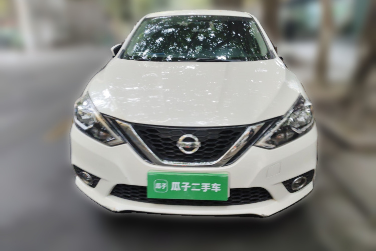 日产 轩逸 2019款 经典 1.6XE 手动舒适版车身外观2