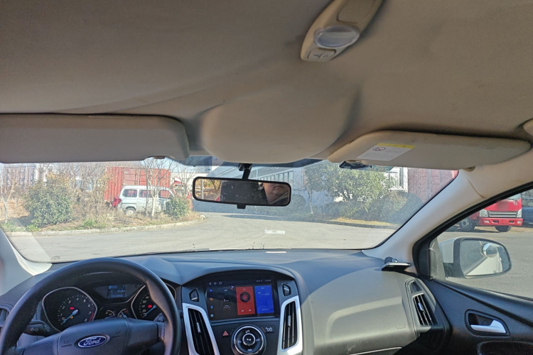 福特 福克斯 2012款 两厢 1.6L 自动舒适型中控内饰22