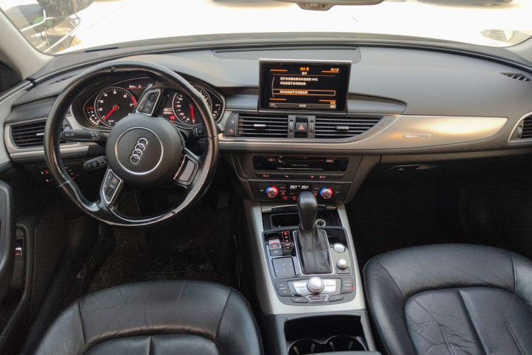 奥迪A6L 2016款 45 TFSI quattro 运动型中控内饰7002