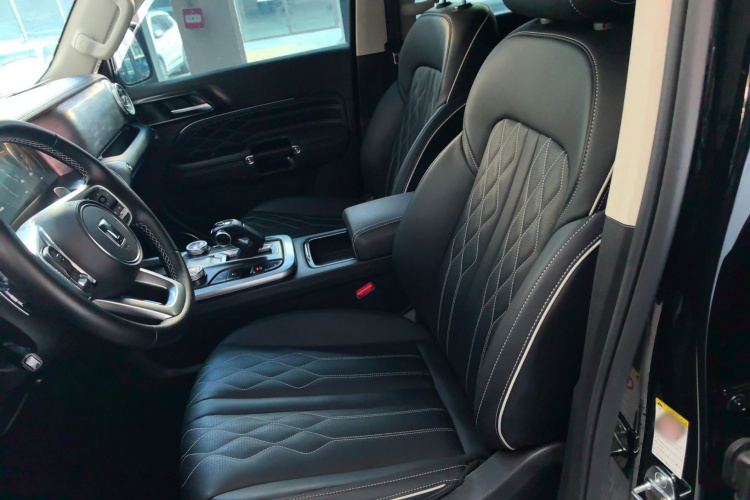 坦克300 2021款 越野版 2.0T 挑战者中控内饰19