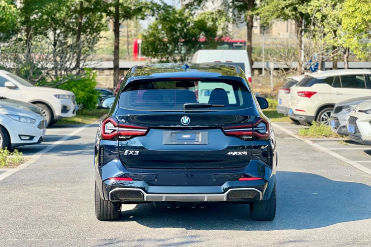 宝马iX3 2022款 改款 创领型车身外观6007