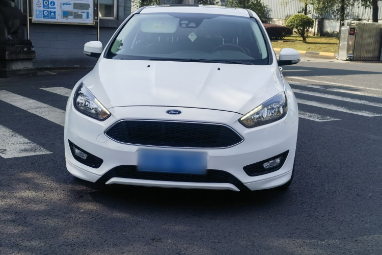 福特 福克斯 2017款 两厢 EcoBoost 180 自动运动型车身外观6002