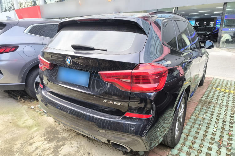 宝马X3 2018款 xDrive30i 领先型 M运动套装 国VI车身外观7