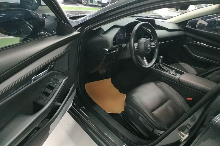 马自达3 昂克赛拉 2023款 2.0L 自动质雅版中控内饰7003