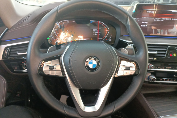 宝马5系 2023款 530Li 领先型 豪华套装局部细节13