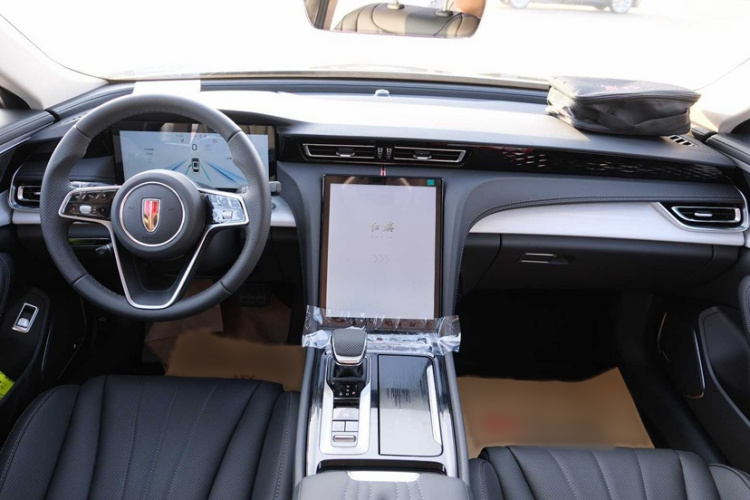 红旗H5 2025款 1.5T DCT旗韵版中控内饰7001