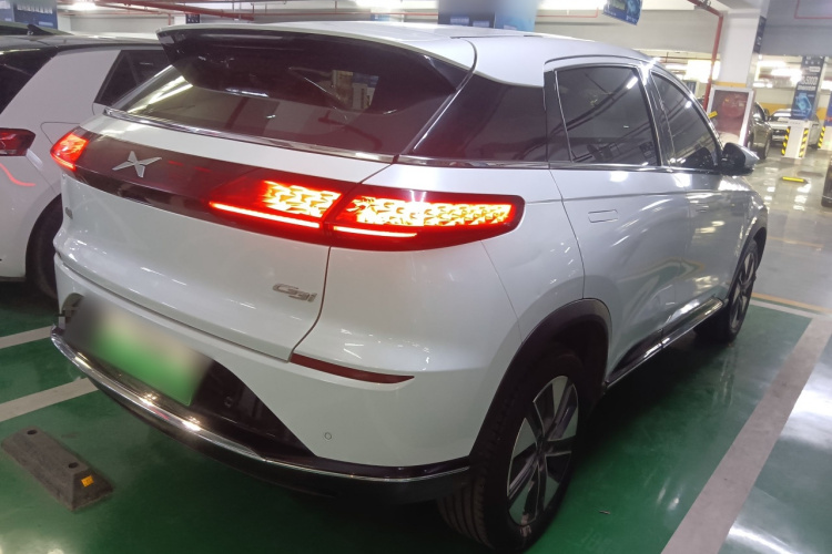 小鹏G3 2022款 G3i 460G+车身外观7