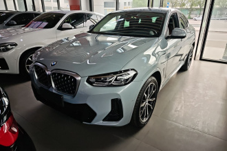 宝马X4 2022款 xDrive 30i M运动套装