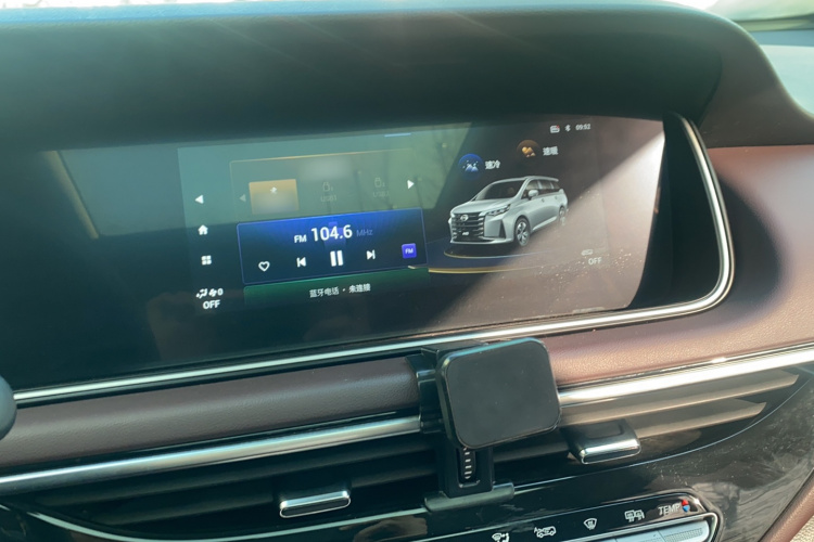 广汽传祺 传祺M6 2021款 PRO 270T DCT尊享版局部细节16