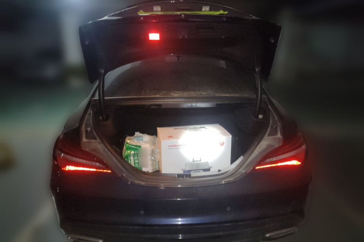 奔驰CLA 2018款 CLA 220 4MATIC中控内饰23