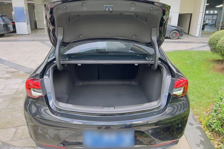 别克 君威 2024款 25T 超享版车身外观6003