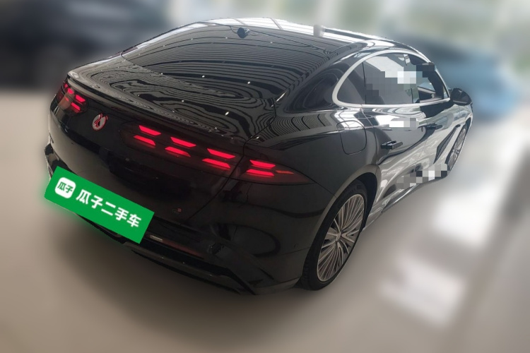 腾势Z9 2024款 1100km 四驱Ultra版车身外观7