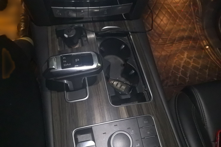 哈弗H9 2020款 2.0T 汽油四驱精英型 5座局部细节18