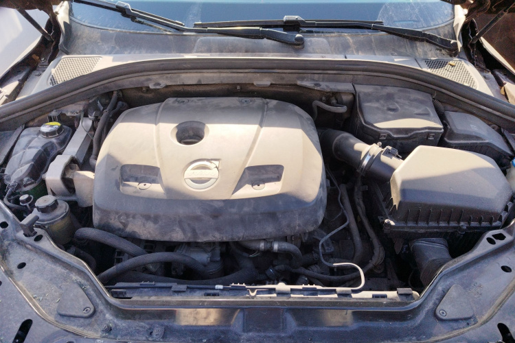 沃尔沃XC60(进口) 2014款 改款 T5 智雅版机舱底盘24