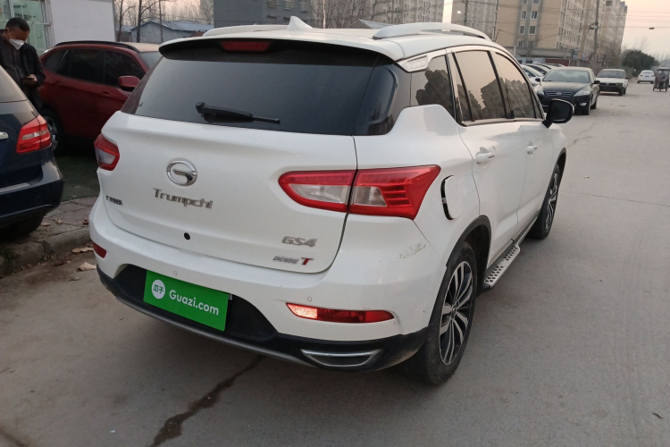 广汽传祺 传祺GS4 2017款 235T 自动两驱豪华智联版车身外观7