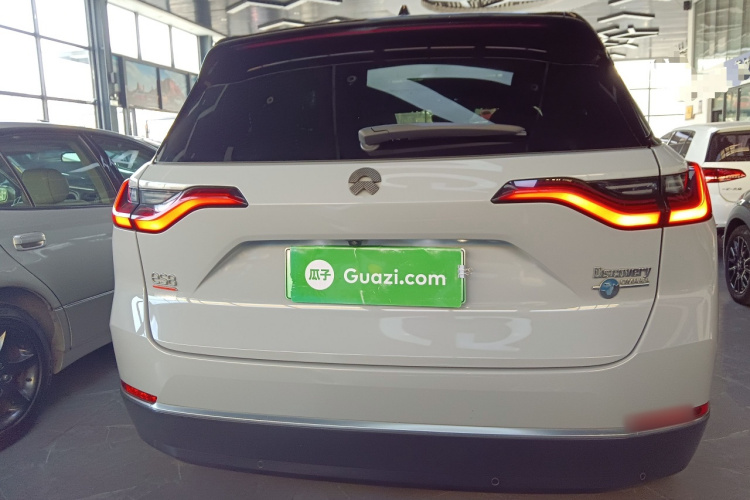 蔚来ES8 2020款 580KM 签名版 六座版车身外观6