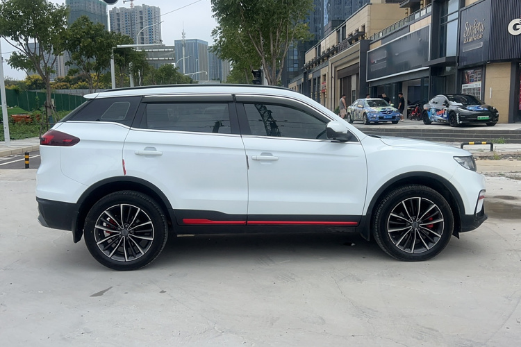 吉利汽车 博越 2021款 1.8TD DCT两驱亚运版车身外观6002