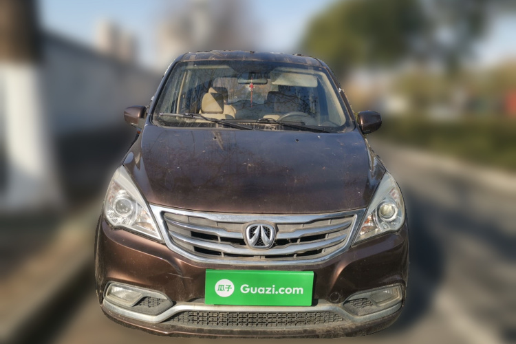 北汽威旺M30 2017款 1.5L M30S 标准型DAM15DL车身外观2