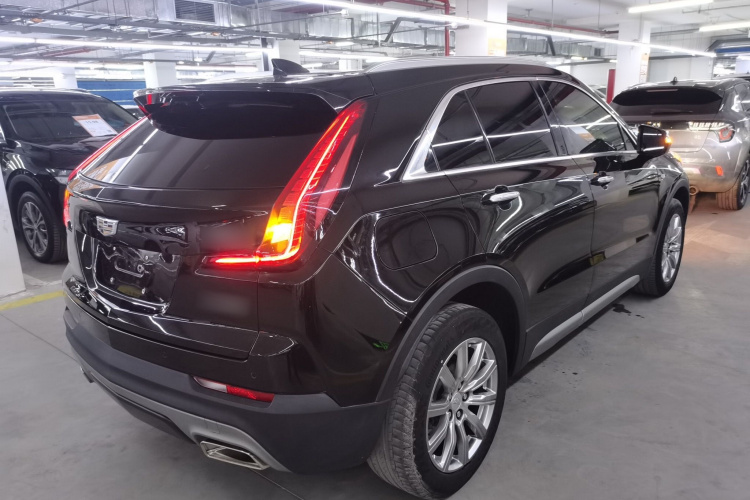 凯迪拉克XT4 2020款 28T 两驱领先型车身外观7