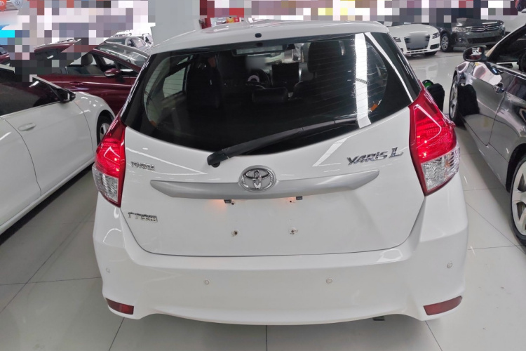 丰田 YARiS L 致炫 2015款 1.5G 自动炫动天窗特别版车身外观6