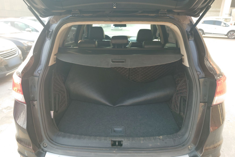 东风风神AX7 2016款 2.0L 自动智逸型机舱底盘23