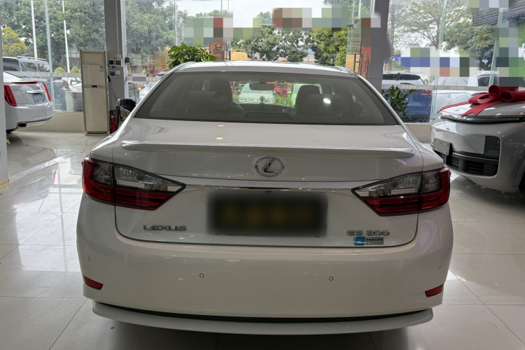 雷克萨斯ES 2016款 200 Midnight特别限量版车身外观6008