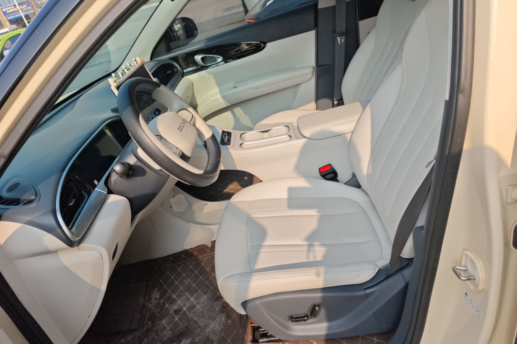 吉利银河 星愿 2025款 UP 410km 探索版中控内饰19