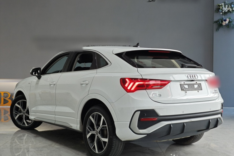 奥迪Q3 Sportback 2020款 40 TFSI 时尚型车身外观6003