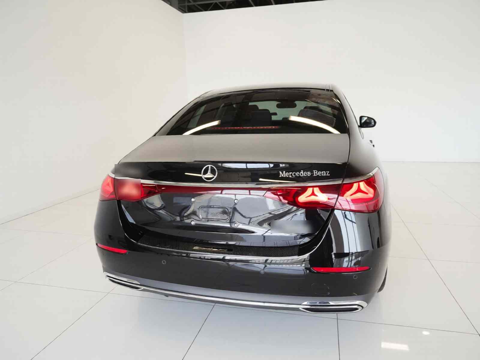 奔驰E级 2025款 E 300 L 豪华型(4)