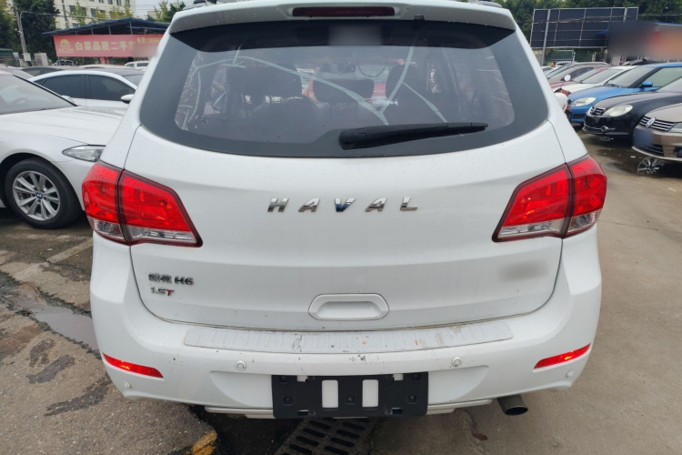 哈弗H6 2017款 经典版 1.5T 自动两驱精英型车身外观6