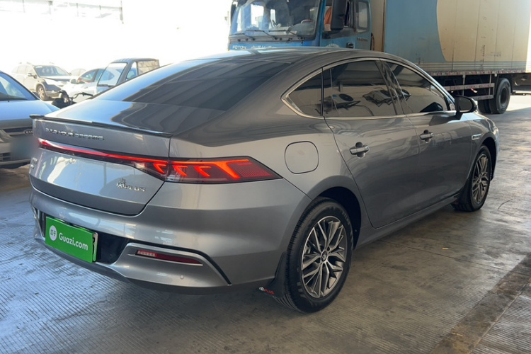 比亚迪 秦PLUS 2021款 DM-i 120KM 旗舰型车身外观6001