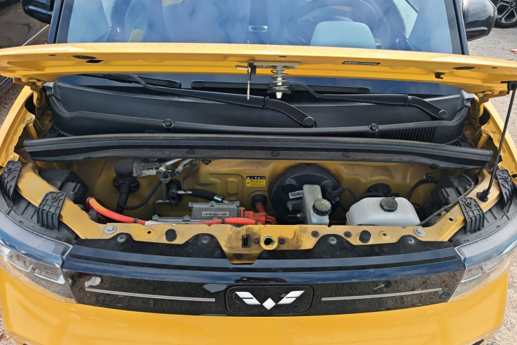 五菱汽车 宏光MINIEV 2022款 马卡龙臻享款 三元锂机舱底盘24