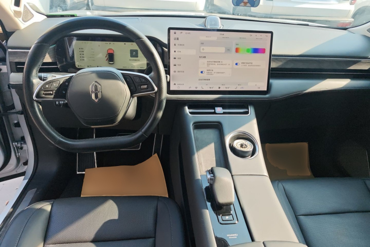 鸿蒙智行 问界M5 2022款 增程四驱性能版中控内饰7002