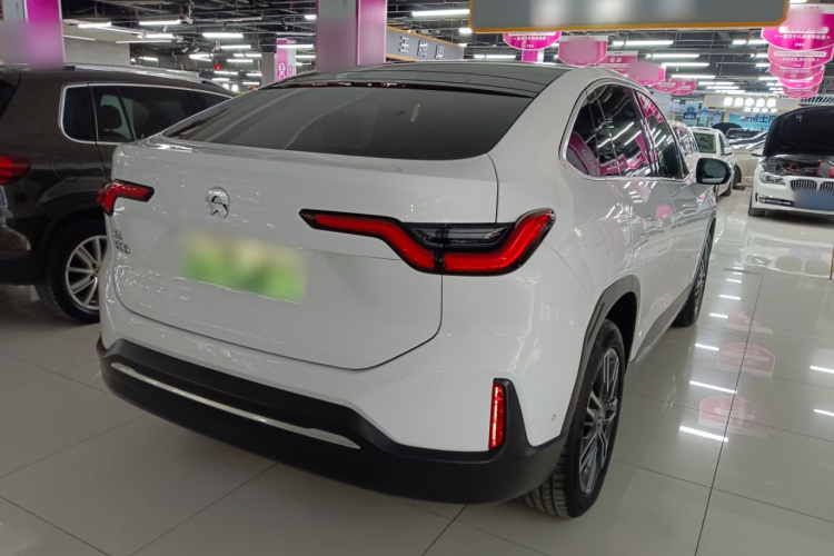 蔚来EC6 2020款 605KM 运动版车身外观7