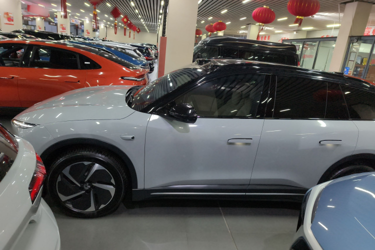 蔚来ES6 2023款 75kWh车身外观6003