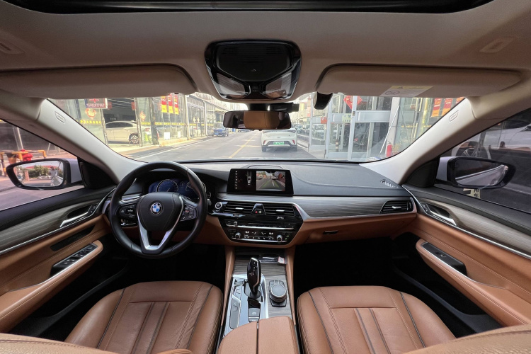 宝马6系GT 2018款 630i 豪华设计套装中控内饰7001