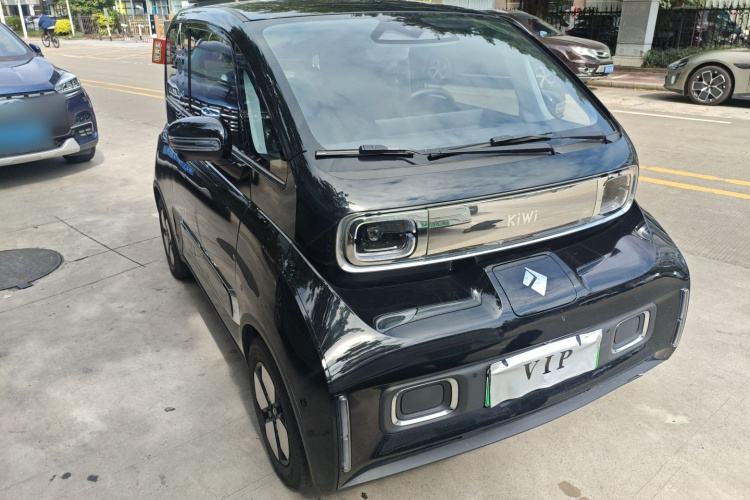 宝骏KiWi EV 2023款 大疆版 磷酸铁锂车身外观3