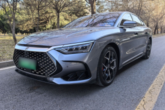 比亚迪 汉 2022款 DM-i 242KM 旗舰型