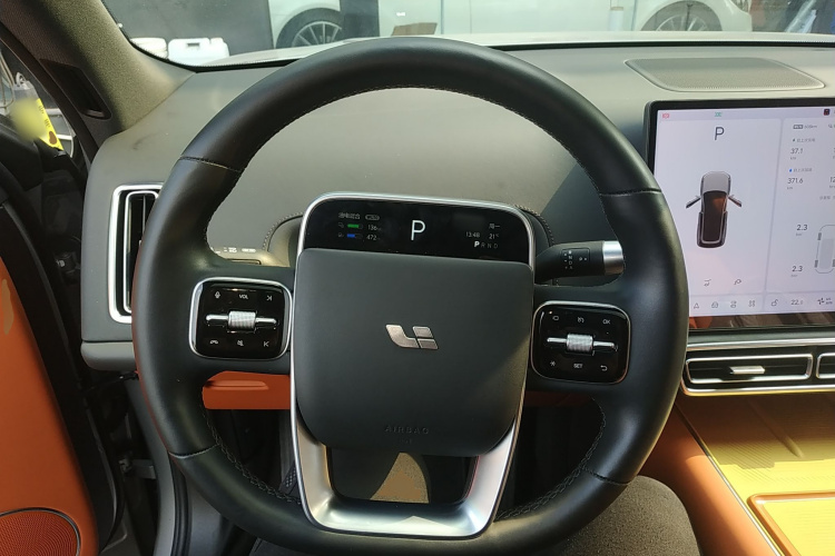 理想汽车 理想L8 2023款 Pro中控内饰13