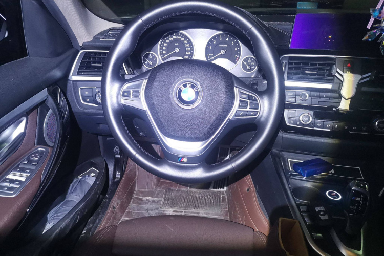 宝马3系 2019款 320Li 时尚型局部细节13