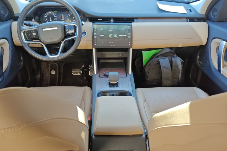 路虎 发现运动版 2024款 性能科技版中控内饰12