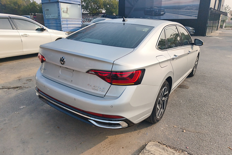 大众 速腾 2023款 200TSI DSG超越版车身外观7