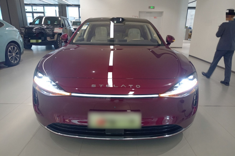 鸿蒙智行 享界S9 2024款 纯电 Ultra 四驱旗舰版车身外观2