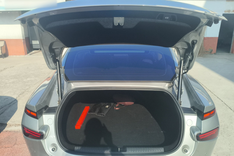 小鹏P7 2022款 480N+局部细节23