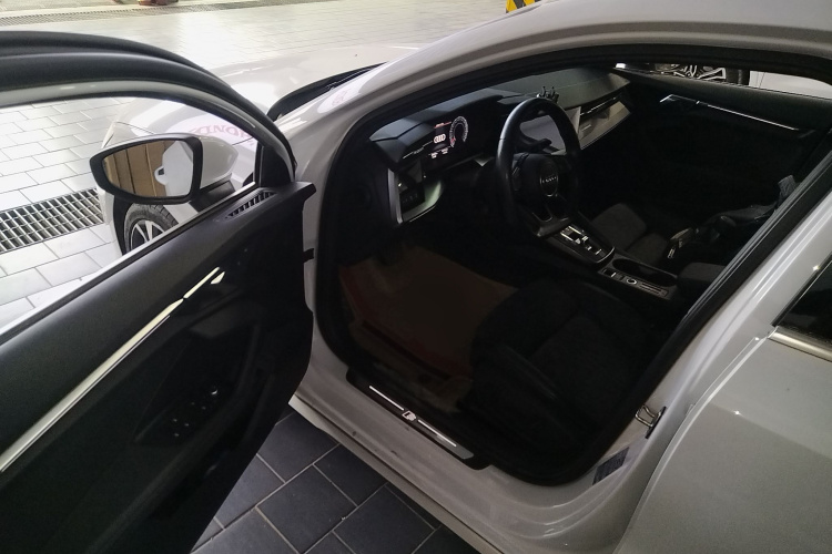 奥迪A3 2021款 Sportback 35 TFSI 豪华运动型中控内饰20