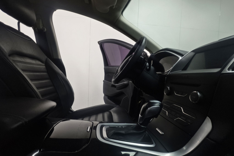 福特 锐界 2016款 EcoBoost 245 四驱豪锐型 7座中控内饰7007