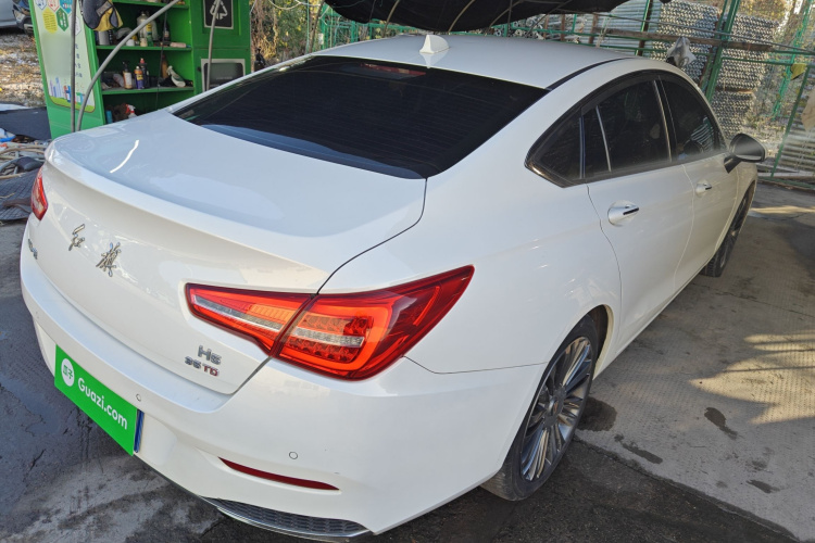 红旗H5 2020款 1.8T 自动智联旗韵版车身外观7