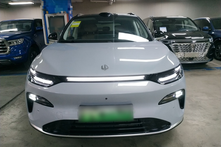 零跑汽车 零跑C11 2026款 增程 300激光雷达智尊版车身外观2