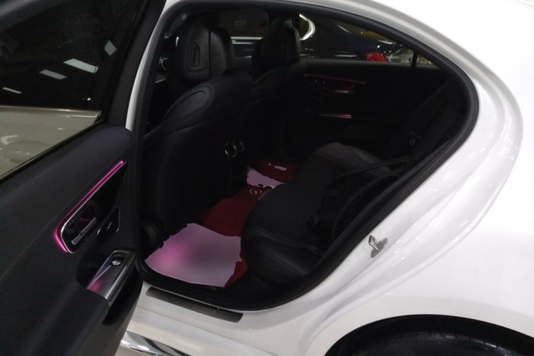 奔驰C级 2024款 C 200 L 运动版中控内饰21