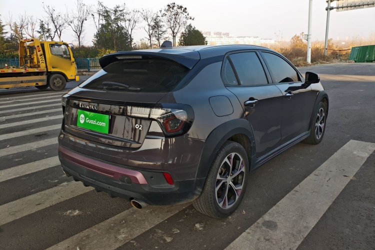 领克02 2021款 1.5TD DCT两驱耀Plus车身外观7